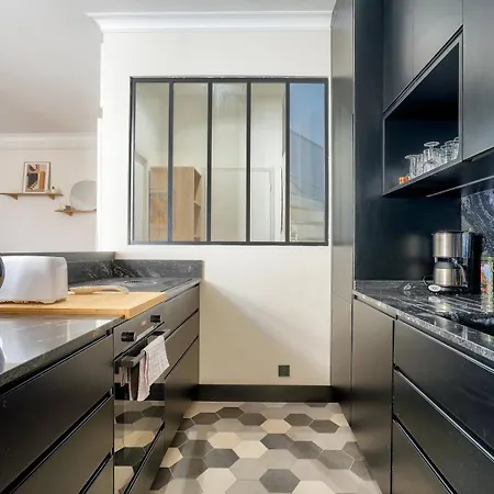 Daire Guestready - Charming Downtown With Terrace *